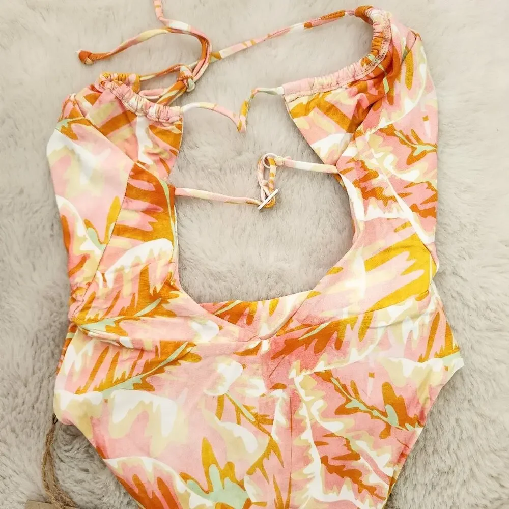 Stone Fox Swim NWT Hot Tropix Floral Riva One-Piece Swimsuit XS